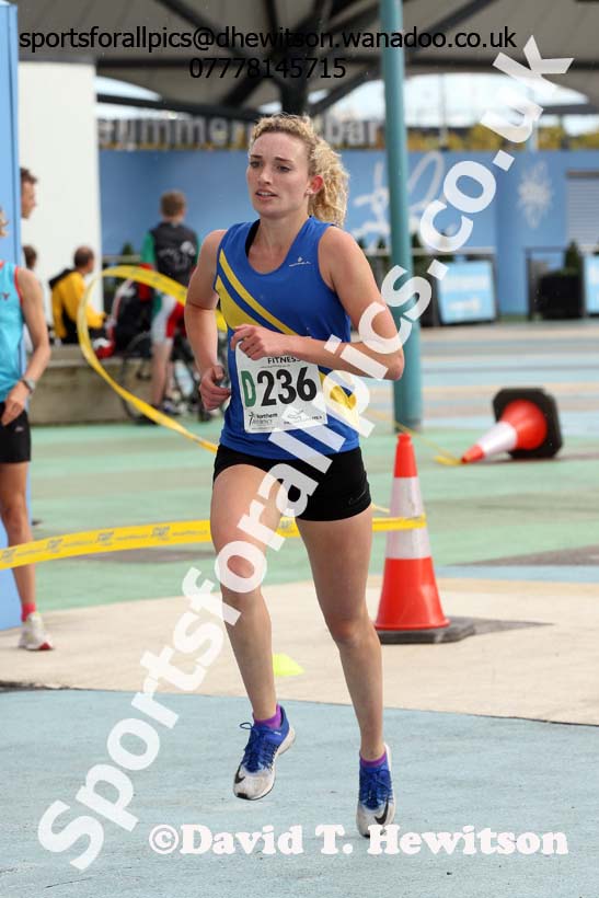 Senior women Northern 6 and 4 Stage Road Relays. Photo: David T. Hewitson/Sports for All Pics